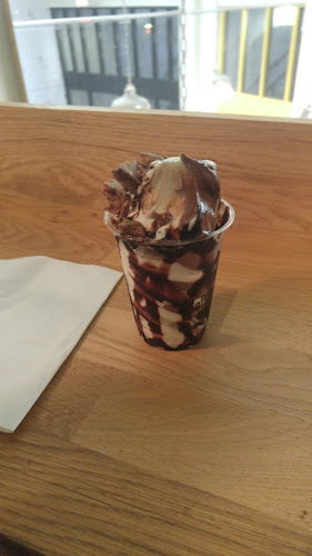 25 Alexander St, Vancouver, BC V6A 1B2