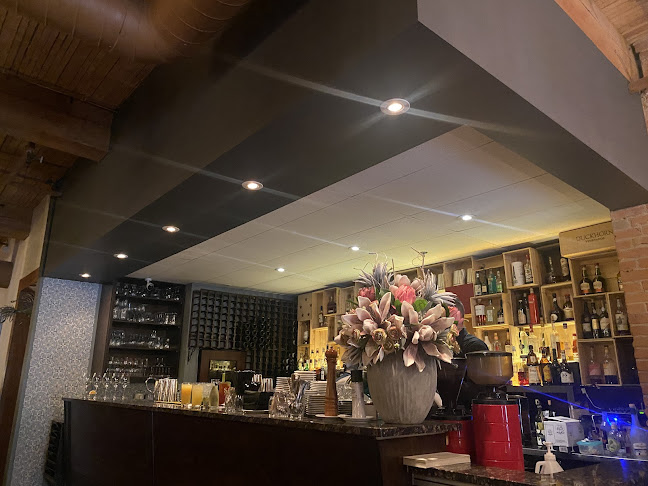 10220 103 St NW #109, Edmonton, AB T5J 0M8