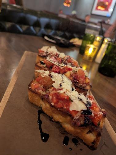 425 King St N, Waterloo, ON N2J 2Z5