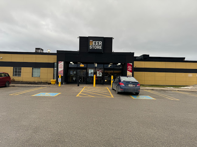 Opinii despre Beer Store 3401 în Barrie - Hospitality and gastronomy