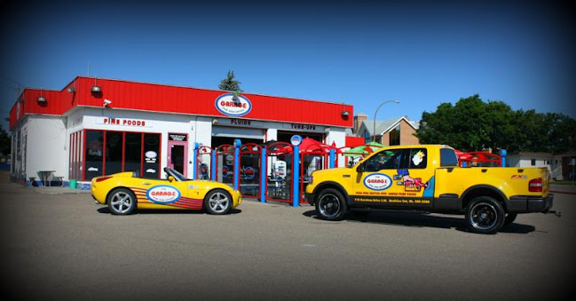 The Garage Pub & Eatery - Medicine Hat