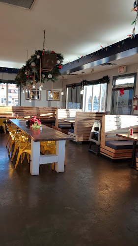 Joey's Fish Shack - Grande Prairie - Hospitality and gastronomy