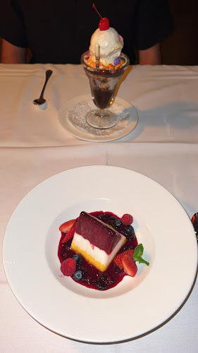 Gotham Steakhouse & Cocktail Bar - Hospitality and gastronomy