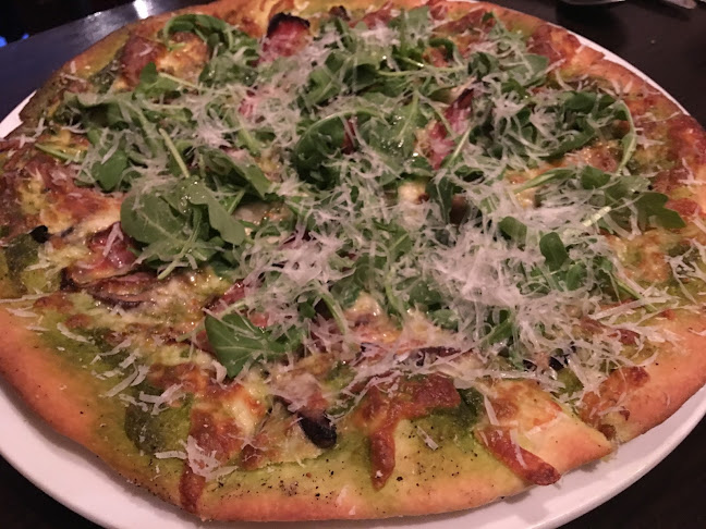 Garlic's of London - London