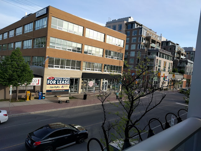 399 Richmond Rd, Ottawa, ON K2A 0E9