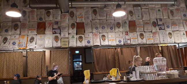 105D 58 Ave SE, Calgary, AB T2H 0N8