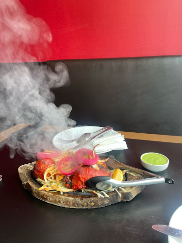 Opinii despre Flame House Grill & Bar - KITCHENER ( Fine Indian, Hakka Chinese & Momos ) în Kitchener - Hospitality and gastronomy