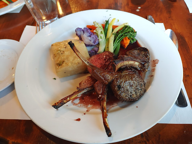 Miro Bistro - Lethbridge