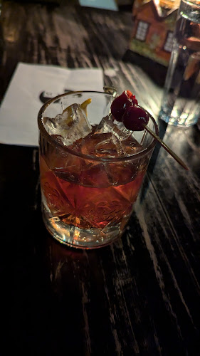 Comentarii opinii despre Sous Sol