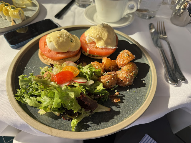 1054 Alberni St, Vancouver, BC V6E 1A3