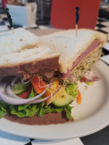 Opinii despre Cadence Coffee în Calgary - Hospitality and gastronomy