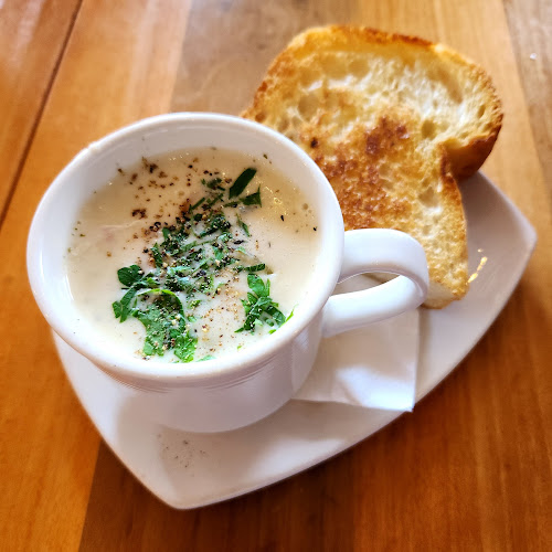 Tide and Vine Oyster House - Hospitality and gastronomy