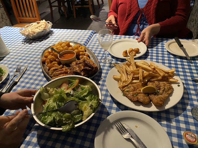 O Cantinho Churrasqueira & Cafe