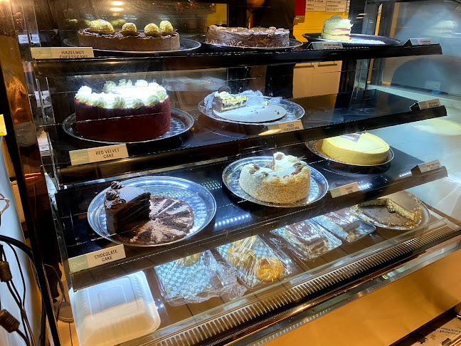 D Spot Dessert Cafe Calgary 17th Ave