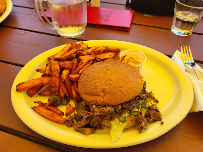 62 Broadway St N, Kensington, PE C0B 2E0