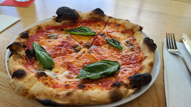 1190 W Cordova St, Vancouver, BC V6C 0E1