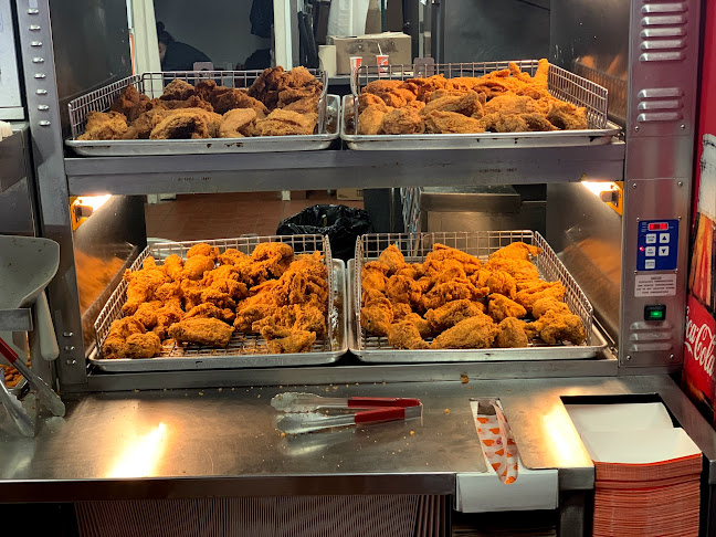 Popeyes Louisiana Kitchen - Oxford st west london Ontario