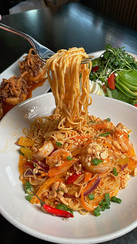 1222 Walkers Line, Burlington, ON L7M 4N6