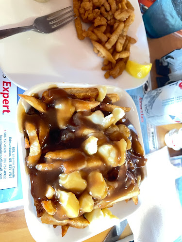 Ouellet Fish and Family Restaurant - Hospitality and gastronomy