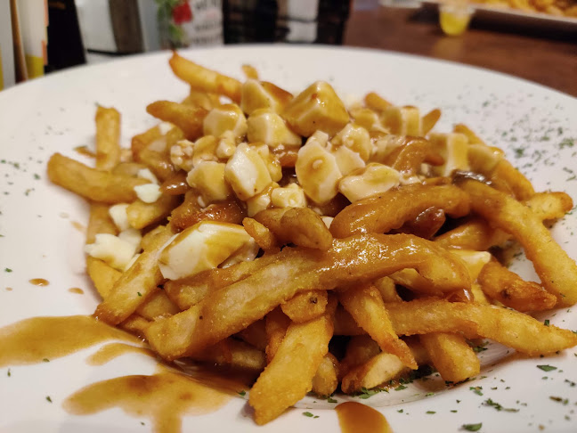 Charley Ronick's Pub & Restaurant - Hospitality and gastronomy