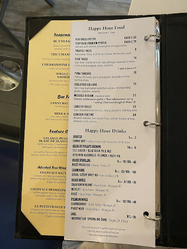 Opinii despre Fanny Bay Oyster Bar & Shellfish Market în Vancouver - Hospitality and gastronomy