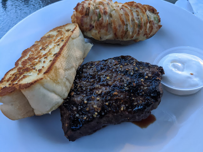 DayzOff Pub - Hospitality and gastronomy