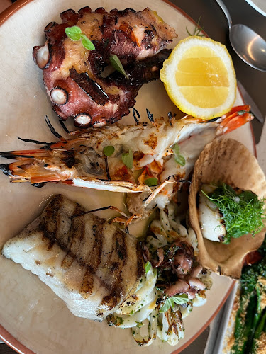 134 Avenue Rd, Toronto, ON M5R 2H6