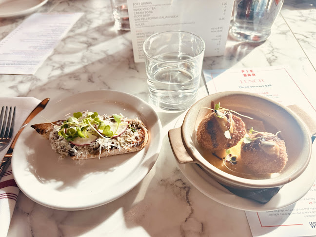 Pie Bar - Toronto
