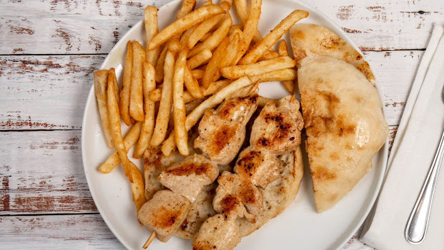 Opinii despre Berina's Specialty Grill & Restaurant în Mississauga - Hospitality and gastronomy