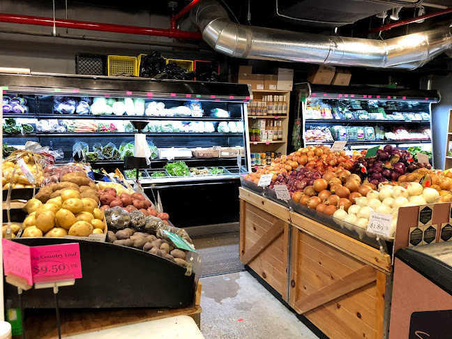 108 W 1st St, North Vancouver, BC V7M 1A9