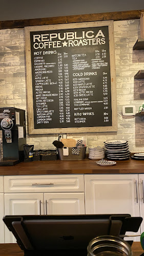 Opinii despre Republica Coffee Roasters Cloverdale în Surrey - Hospitality and gastronomy