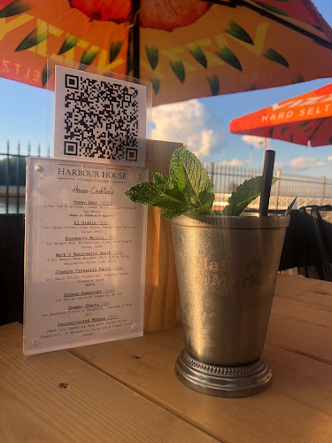 Comentarii opinii despre Harbour House Waterfront Eatery