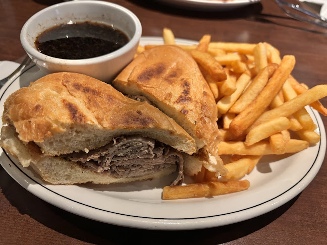 413 6th St, New Westminster, BC V3L 3B1