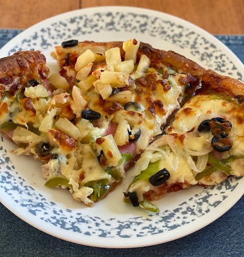 Perry's 2 For 1 Pizza & Pasta - Hospitality and gastronomy