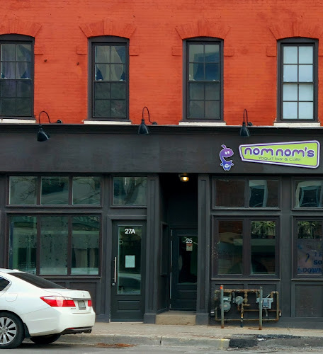 Nom Nom's Yogurt Bar & Cafe