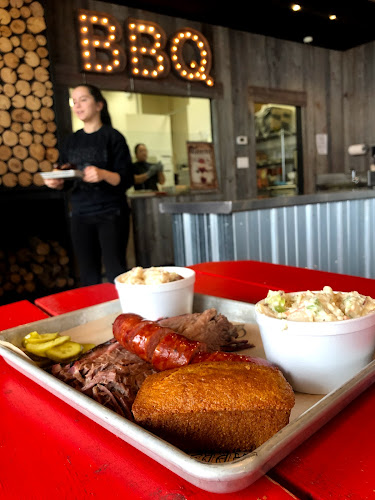 Comentarii opinii despre Hank Daddy's Barbecue