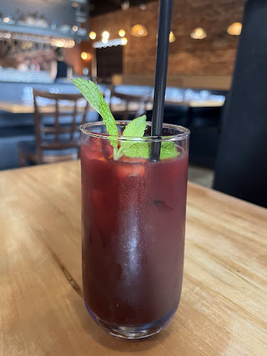 Opinii despre Tapagria Spanish Tapas Restaurant în Thornhill - Hospitality and gastronomy