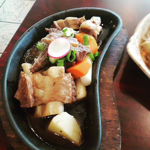 Meat table 육첩반상 (Hwaro Korean BBQ) - Hospitality and gastronomy