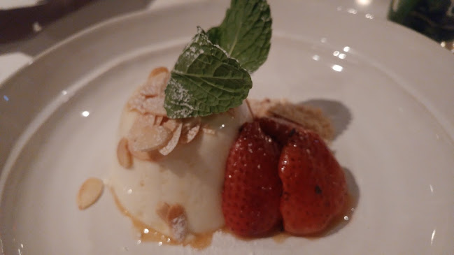 314 10 St NW, Calgary, AB T2N 1V8