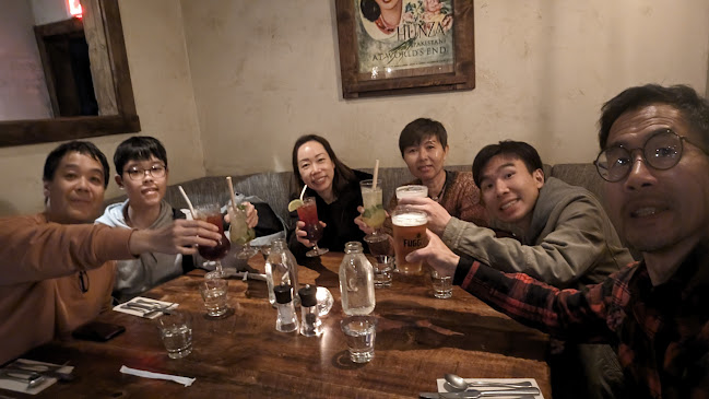 Comentarii opinii despre Burgoo Bistro Lonsdale