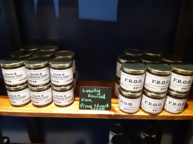 52 Main St, Cambridge, ON N1R 1V4