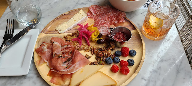 Social Restaurant + Lounge