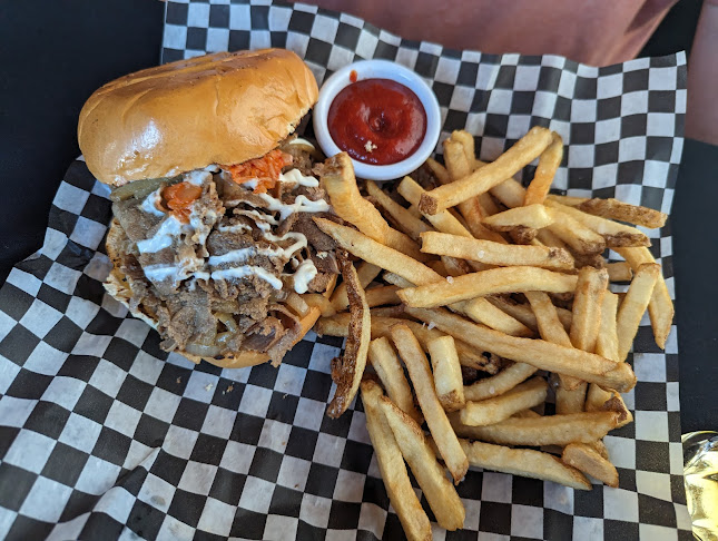 Grillicious Restaurant & Wine Bar - Hospitality and gastronomy