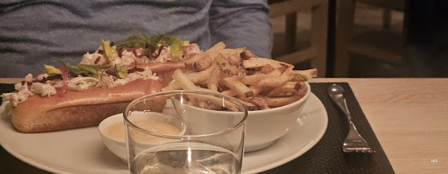 66 Wellington St W, Toronto, ON M5K 1J3