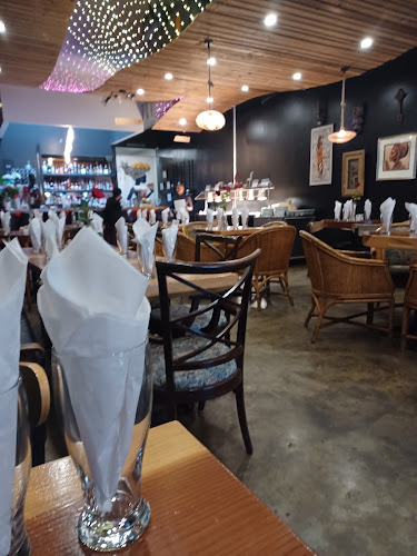 1724 Douglas St, Victoria, BC V8W 2G7