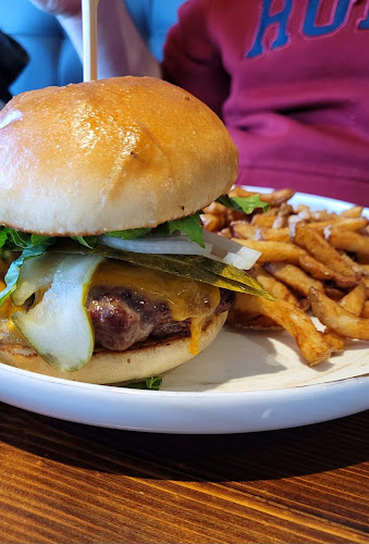 PORTSIDE Social Bar & Kitchen - Hospitality and gastronomy