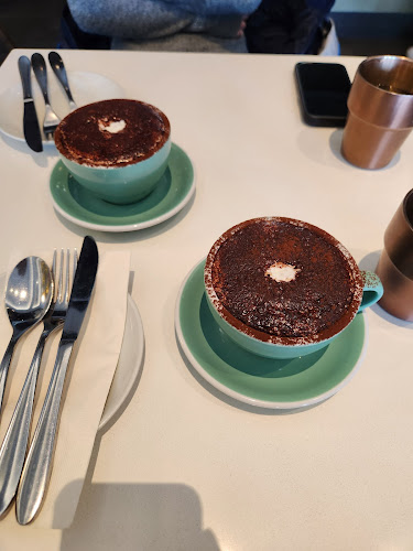 Cafe Bon Bon - Hospitality and gastronomy