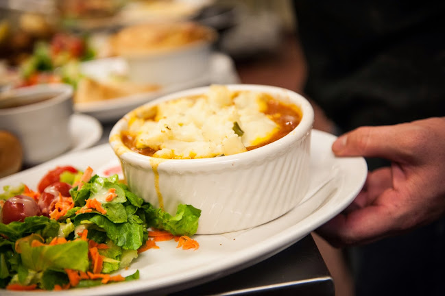 Opinii despre Coach and Horses în Nanaimo - Hospitality and gastronomy