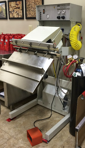 775 Pacific Rd #30, Oakville, ON L6L 6L4