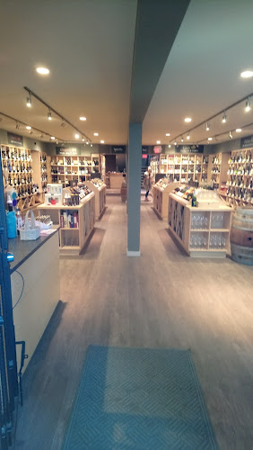 1127b Kensington Rd NW, Calgary, AB T2N 3P4